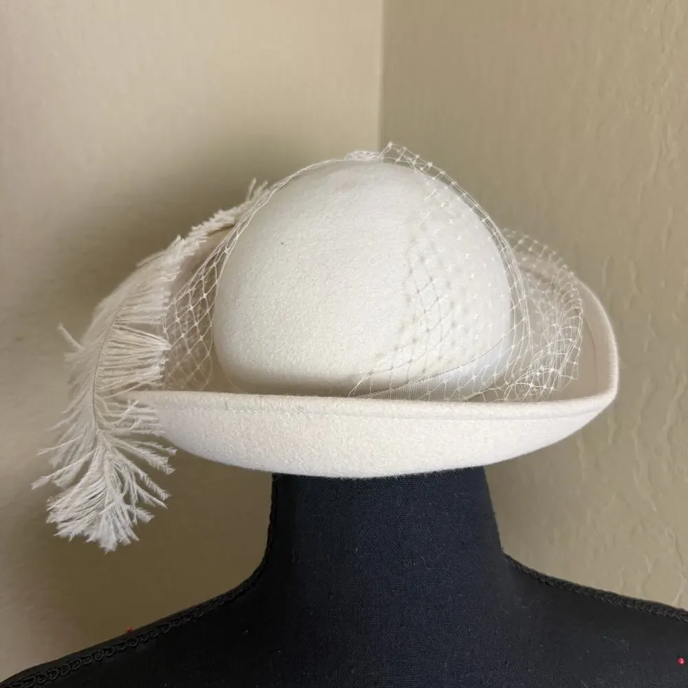 Vintage Evelyn Varon Exclusive Cream Felt Fringe Cloche Tilt Hat Women’s